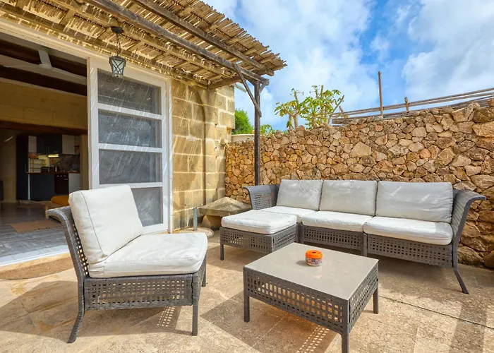 Dar Ix-xemx Pensión Nadur